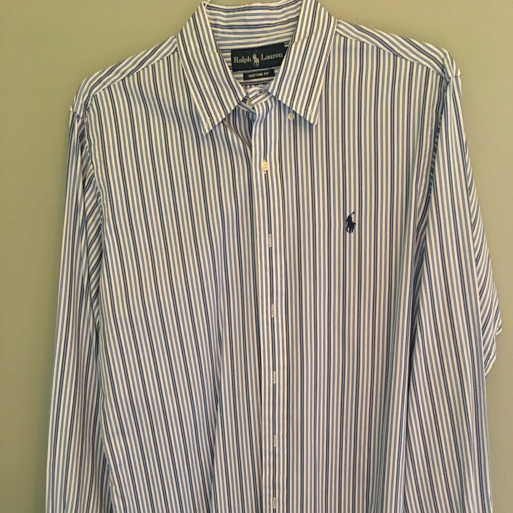 Ralph Lauren Button Down Polo. EUC, Size L